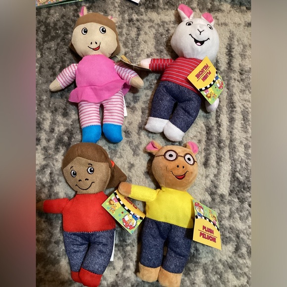 PBS Kids Arthur Character Plushies Set of 4 Dolls Plush Book Characters - Picture 1 of 2